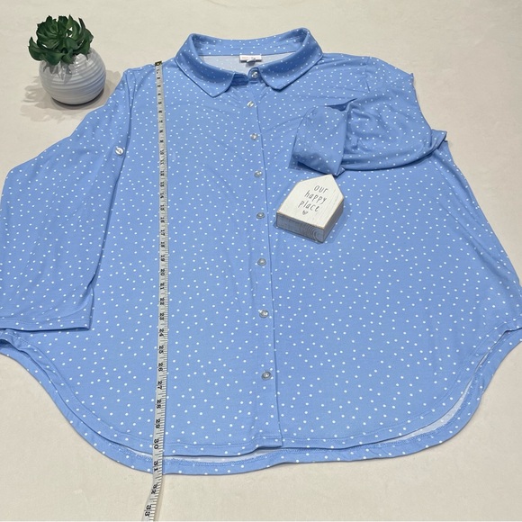 Woman’s Button Up Tunic Top by LuLaRoe XL - Picture 4 of 9